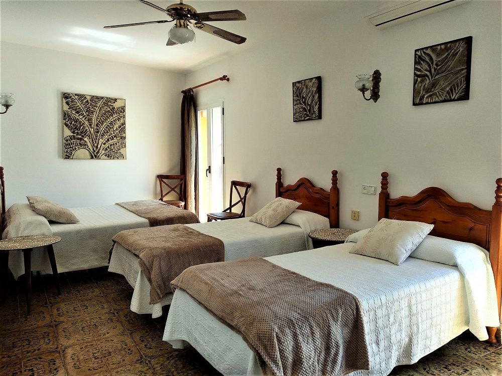Hostal Enriqueta Habitaci&oacute;n Cu&aacute;druple